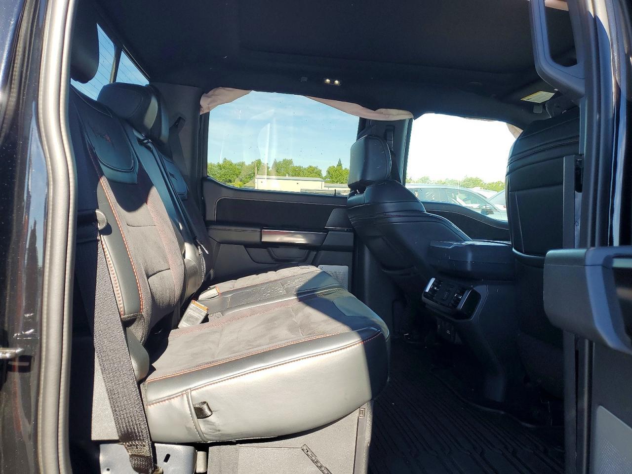 2024 FORD F-150 Lightning