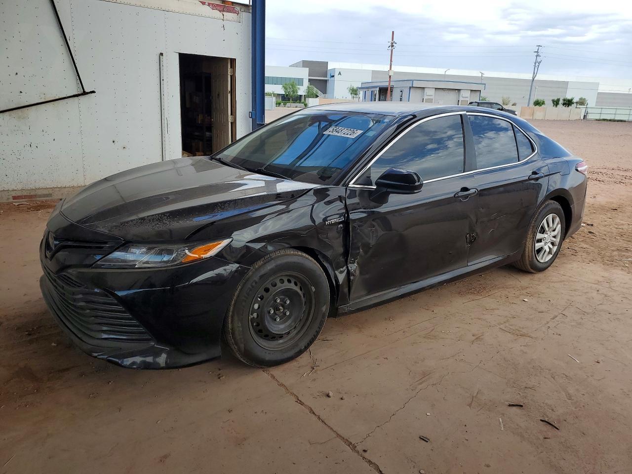 2019 TOYOTA CAMRY