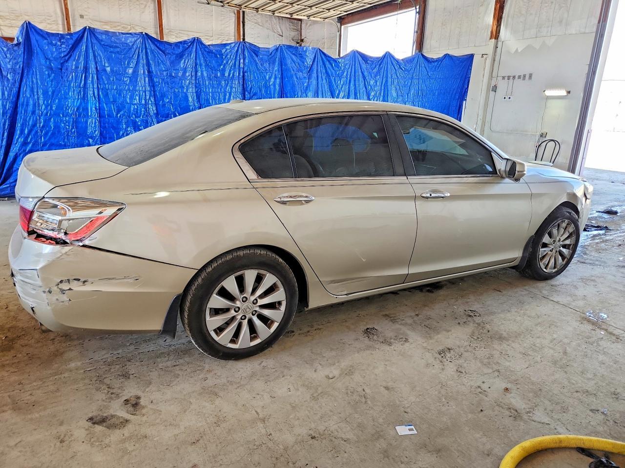 2015 HONDA ACCORD