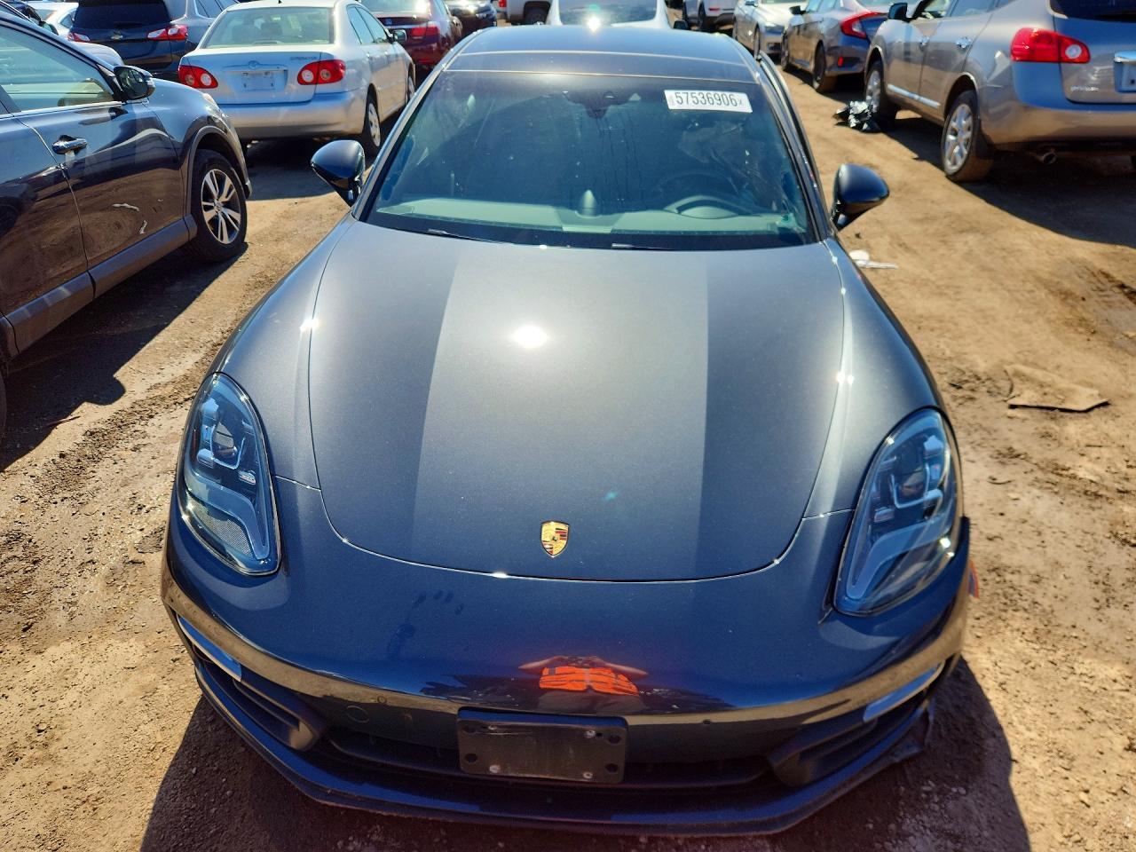 2021 PORSCHE Panamera