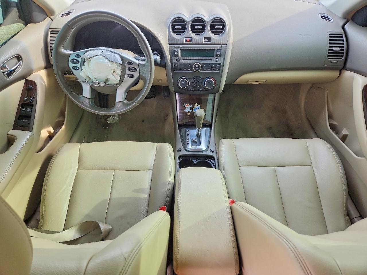 2010 NISSAN ALTIMA