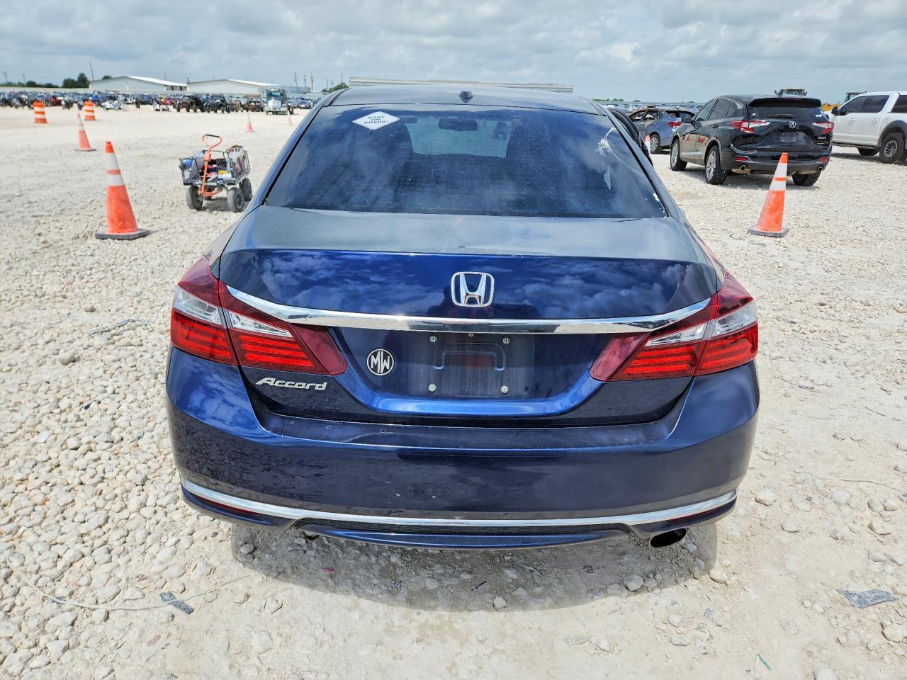 2017 HONDA ACCORD