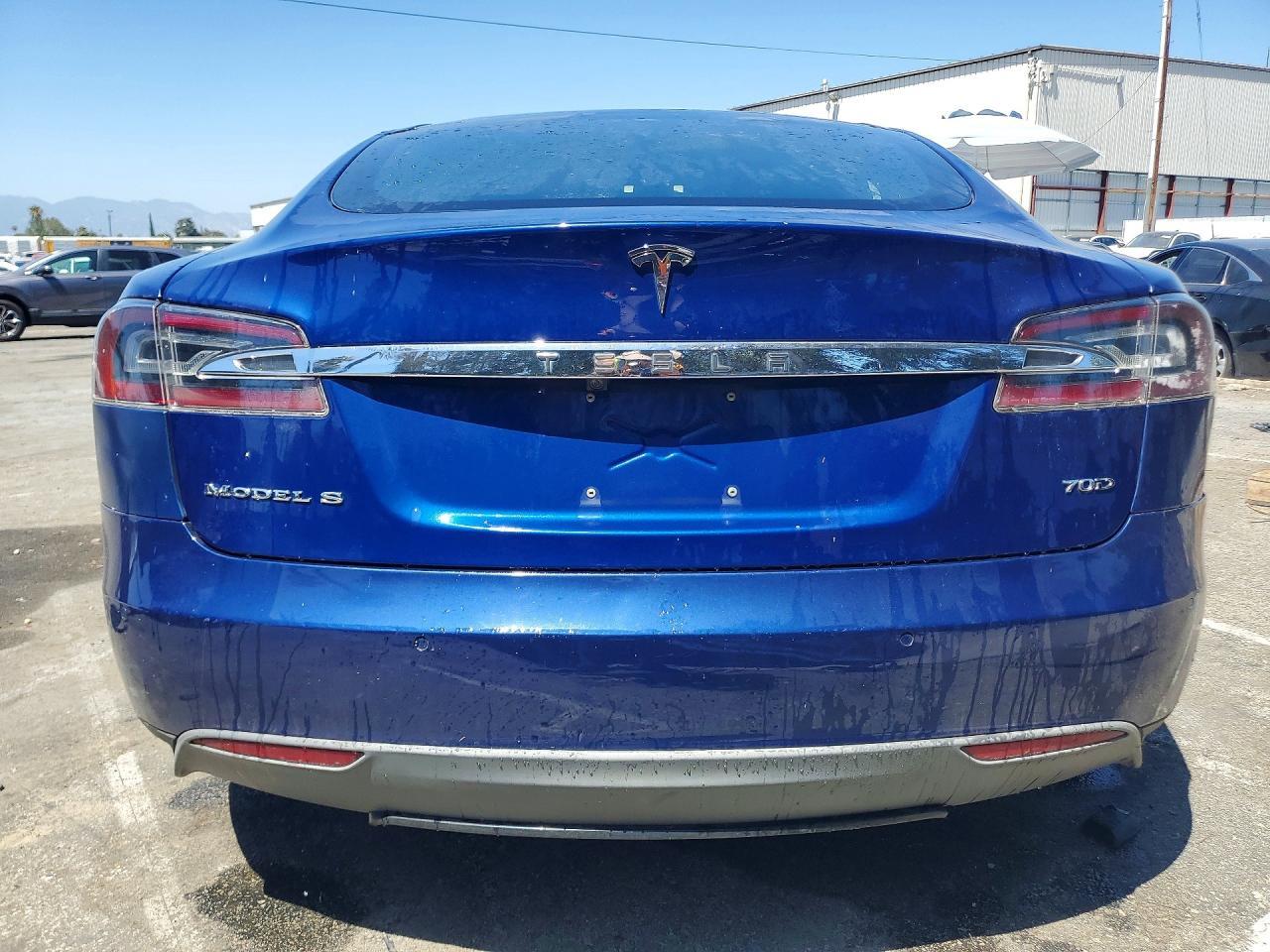 2015 TESLA MODEL S