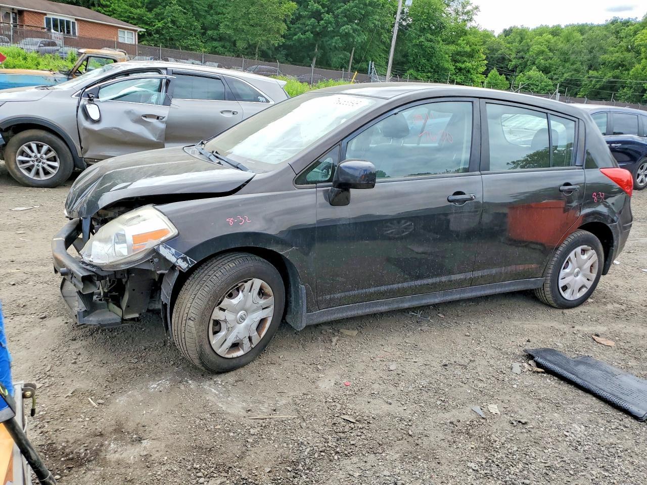 2011 NISSAN VERSA