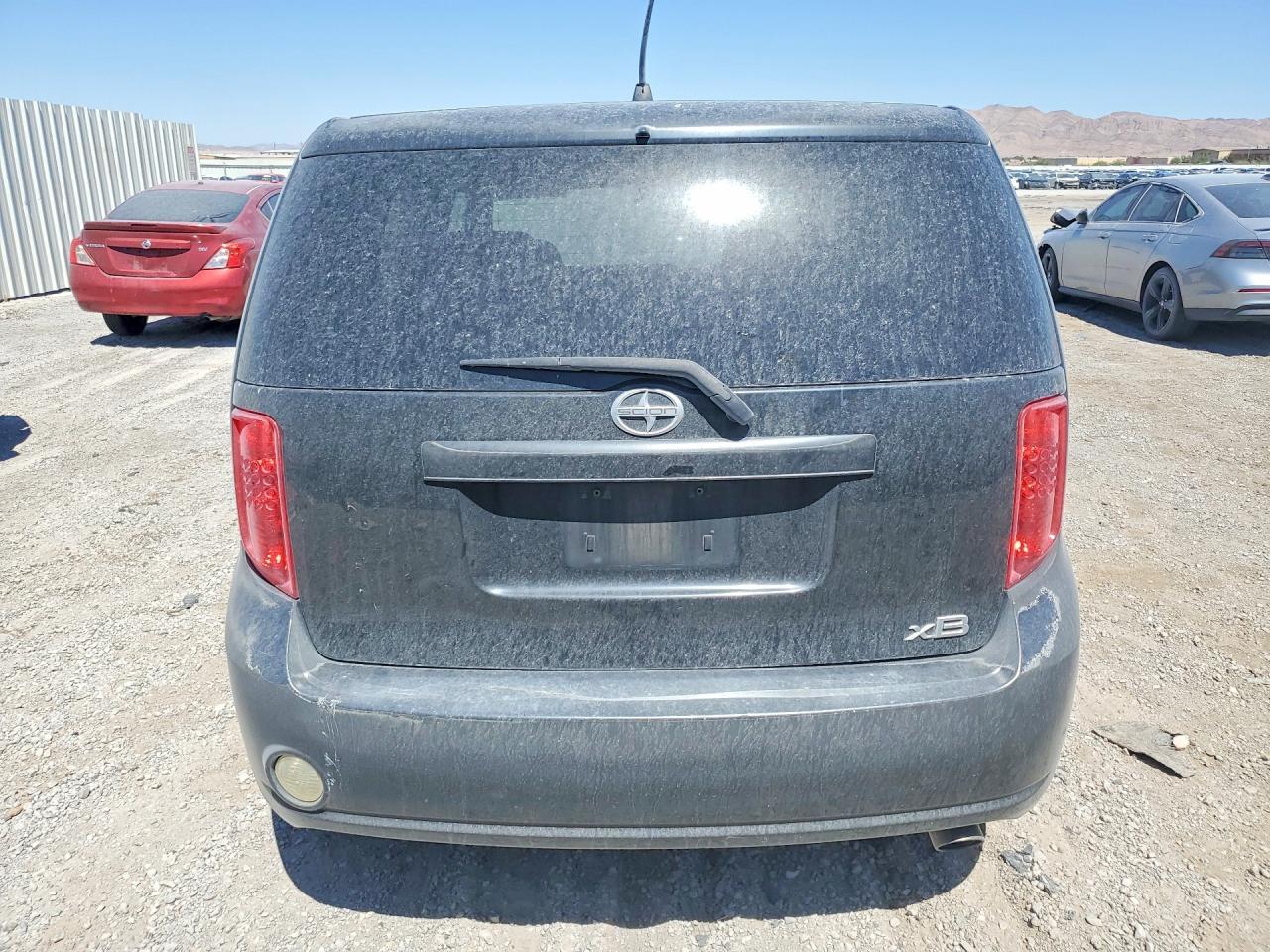 2009 SCION xB