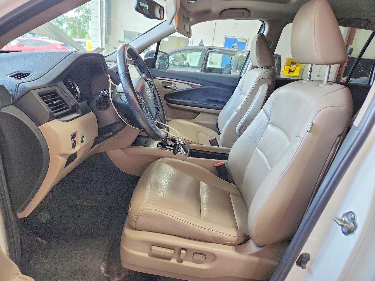 2017 HONDA PILOT