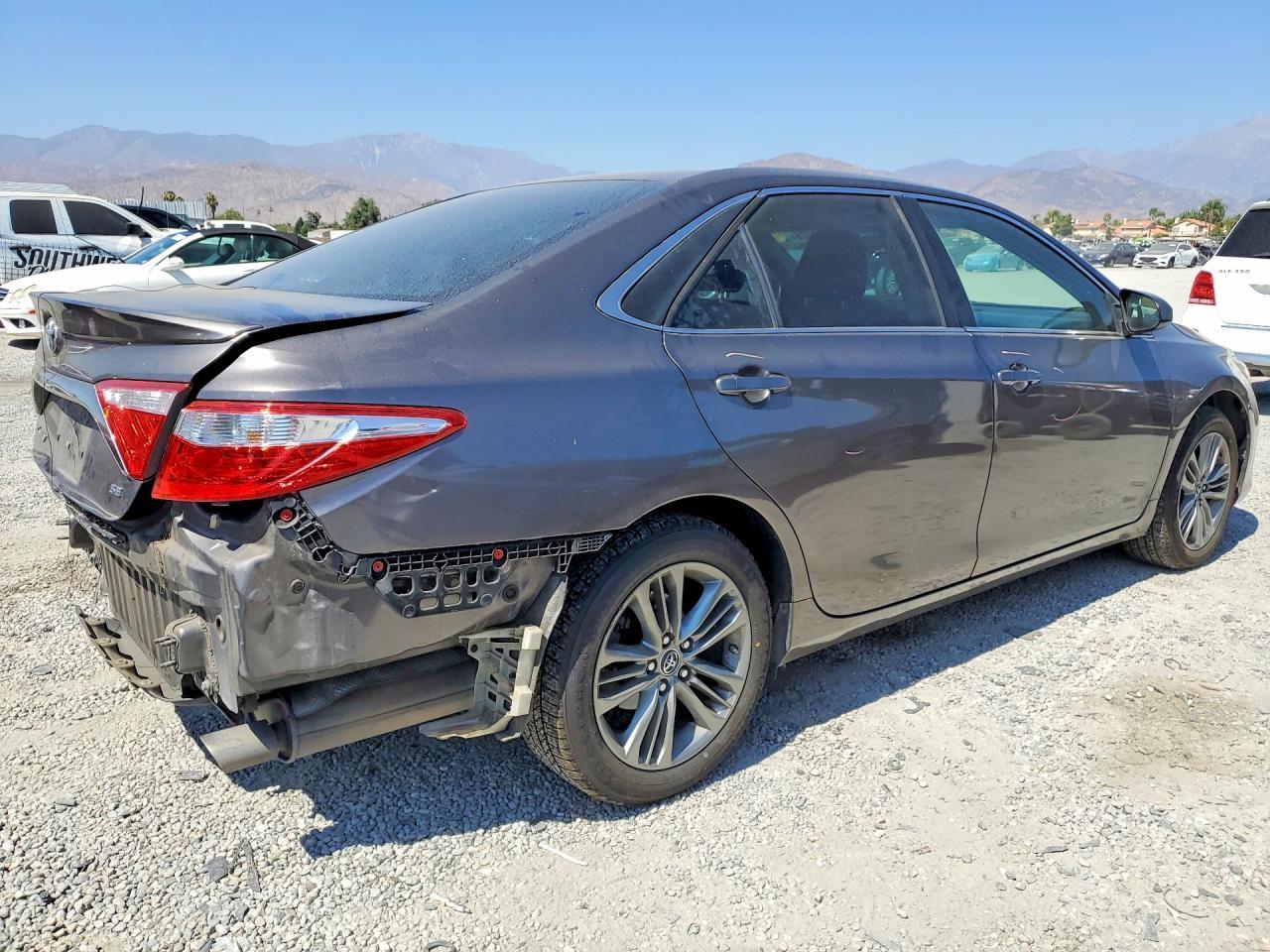 2015 TOYOTA CAMRY