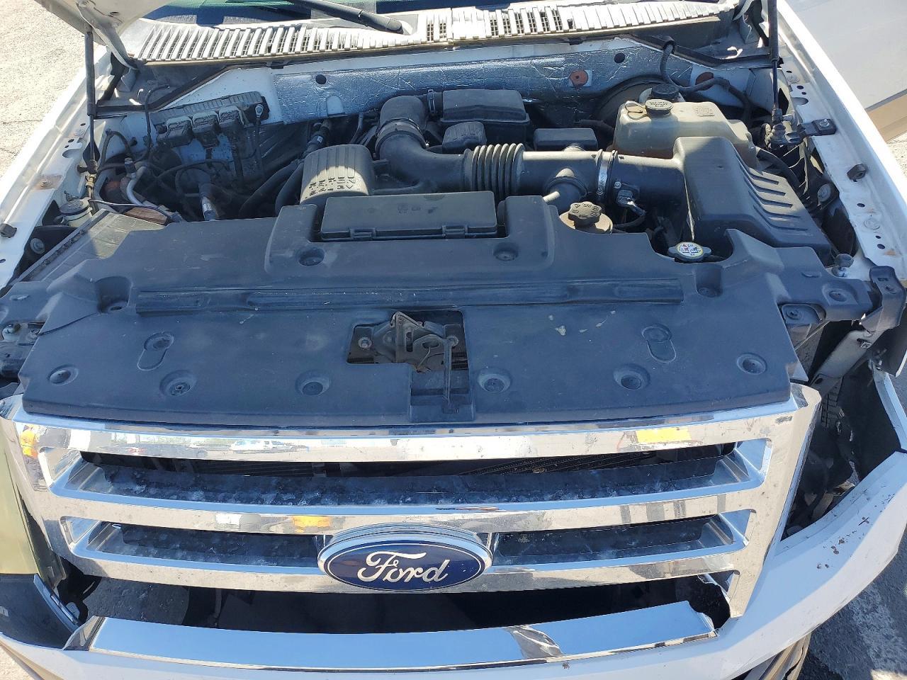 2013 FORD Expedition