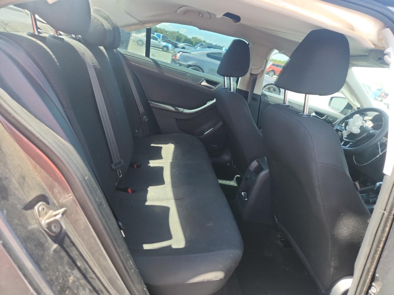 2016 VOLKSWAGEN JETTA