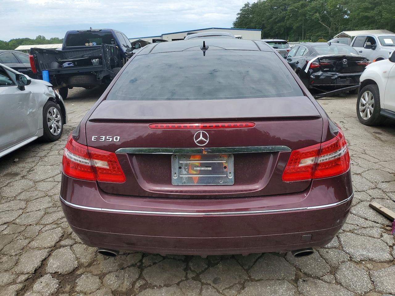 2011 MERCEDES-BENZ E-Class