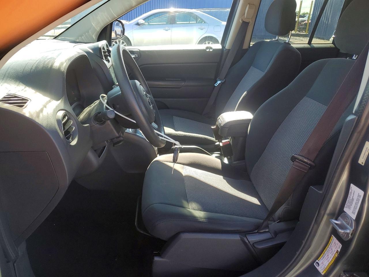 2012 JEEP Compass