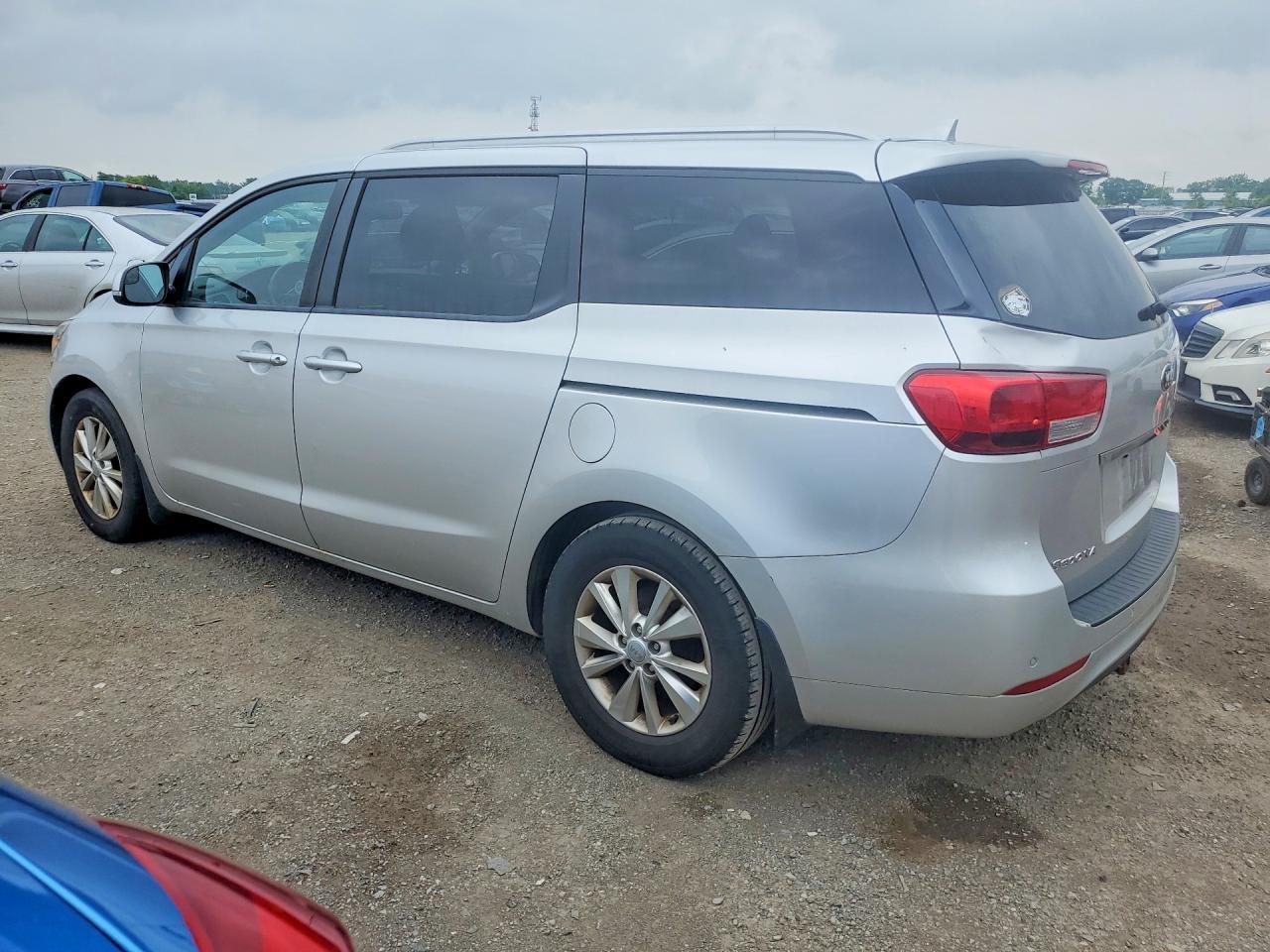 2016 KIA SEDONA