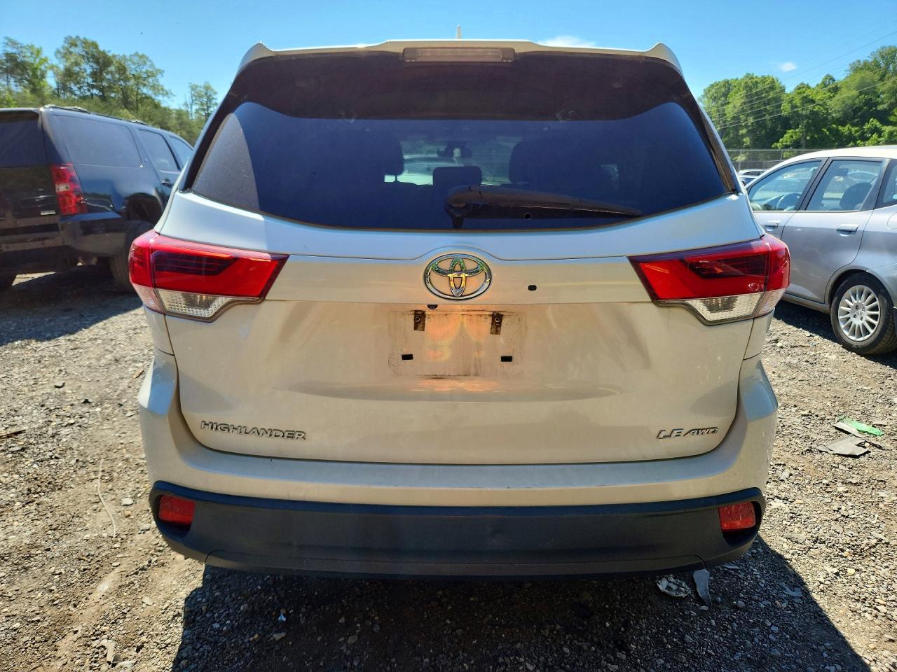 2017 TOYOTA HIGHLANDER