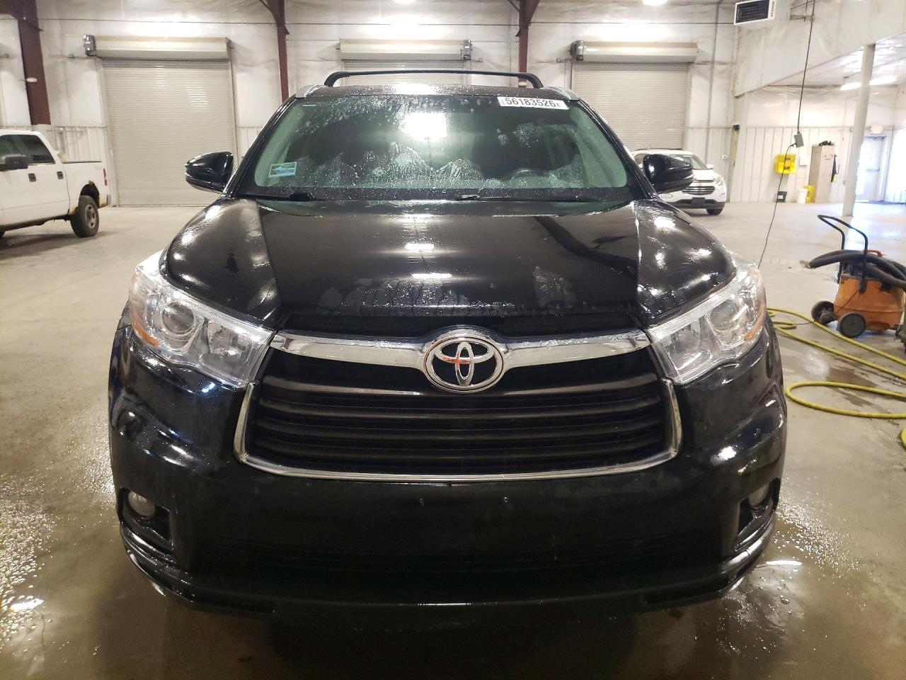 2016 TOYOTA HIGHLANDER