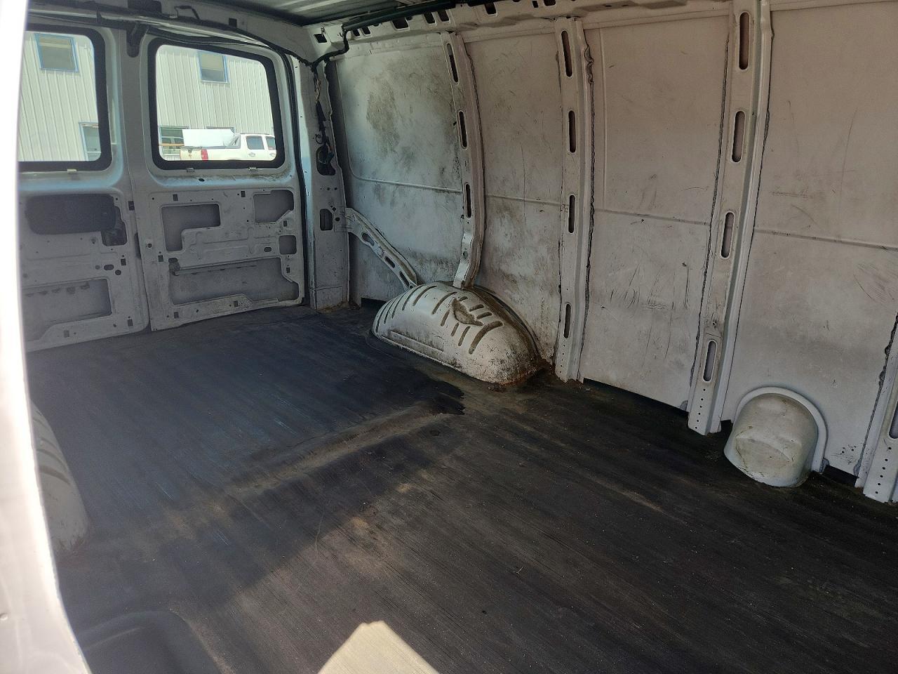 2014 CHEVROLET Express 1500