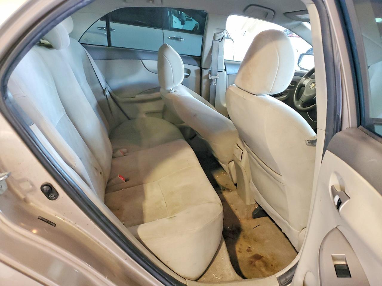 2010 TOYOTA COROLLA