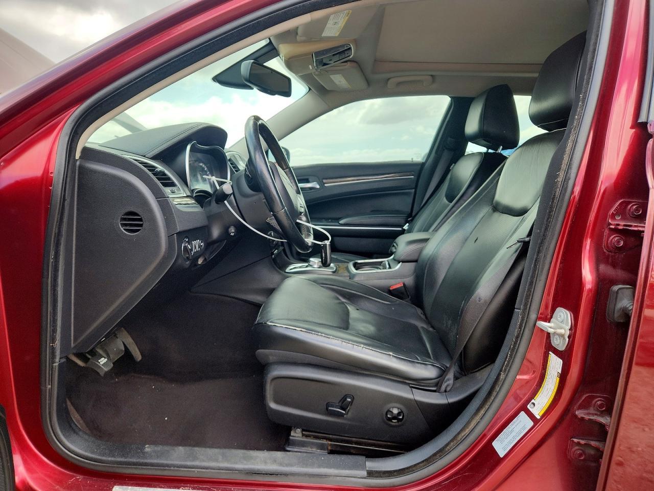 2016 CHRYSLER 300