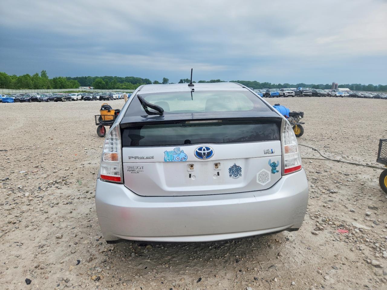 2011 TOYOTA PRIUS