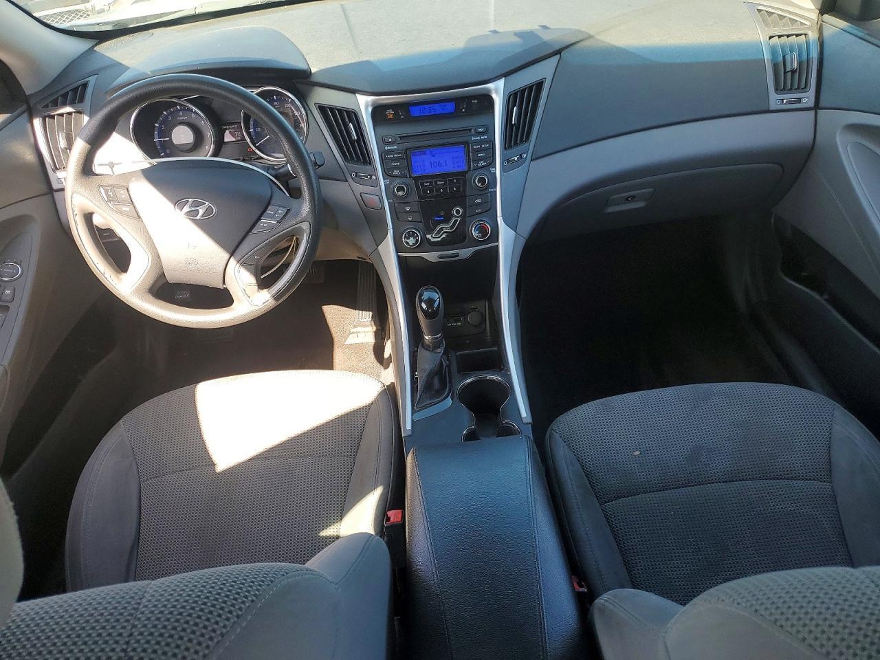 2013 HYUNDAI SONATA