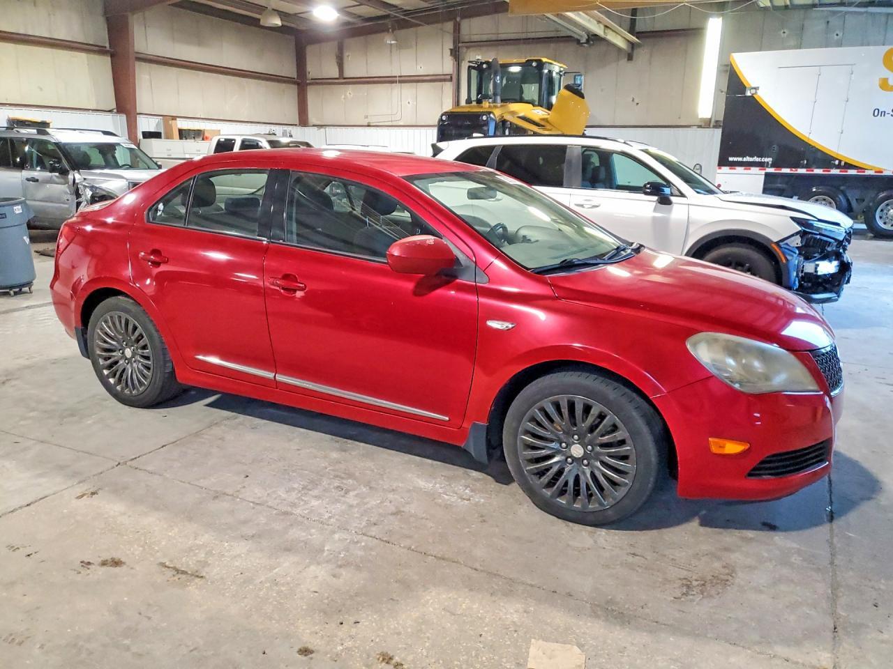 2012 SUZUKI Kizashi