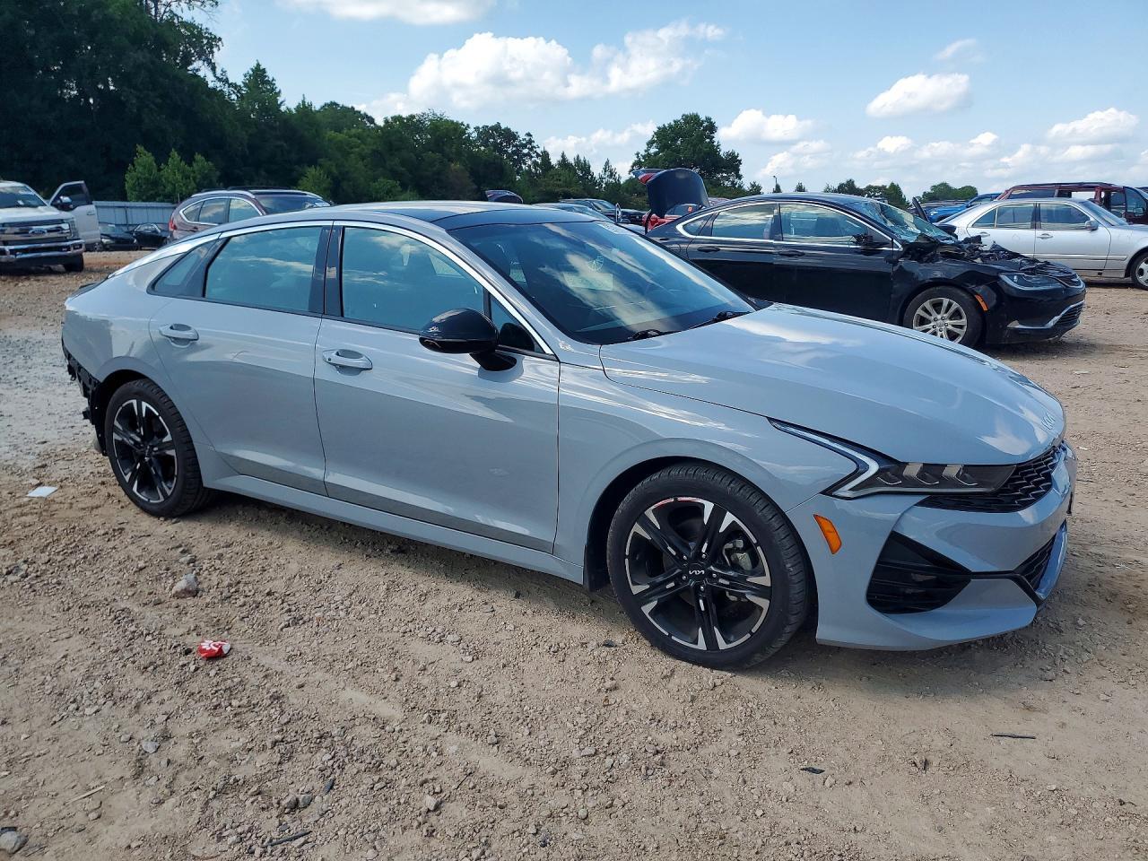 2023 KIA K5