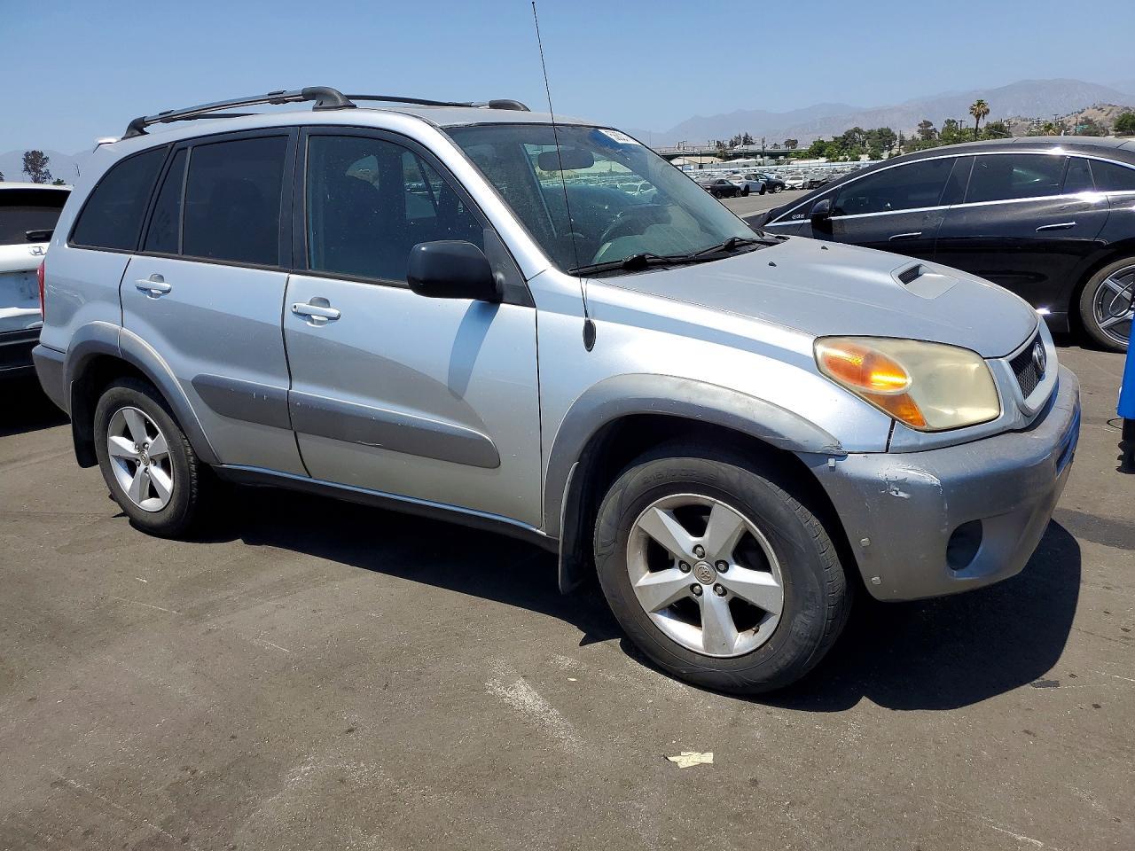 2005 TOYOTA RAV4