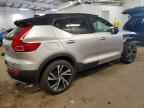 2019 VOLVO XC40