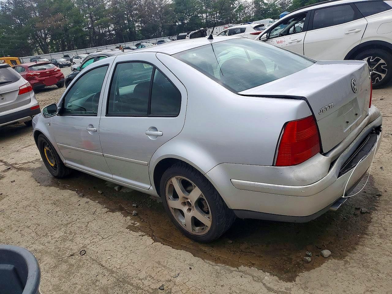 2003 VOLKSWAGEN JETTA