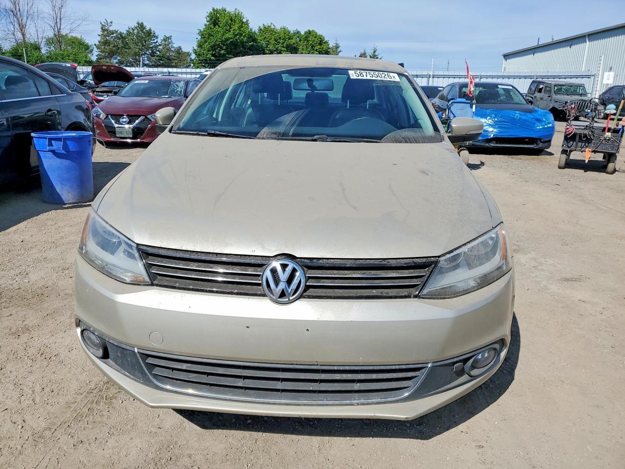 2014 VOLKSWAGEN JETTA