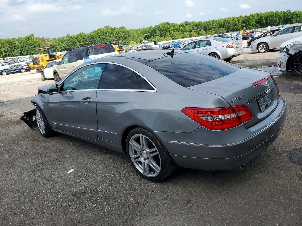 2010 MERCEDES-BENZ E-Class