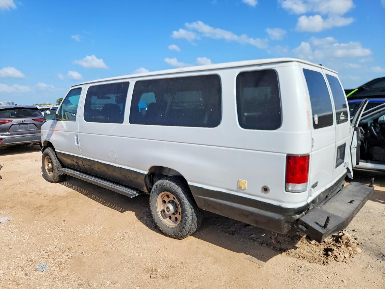 1999 FORD Econoline E350