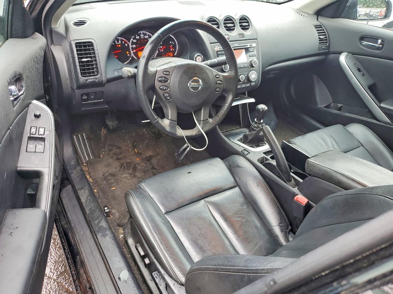2010 NISSAN ALTIMA
