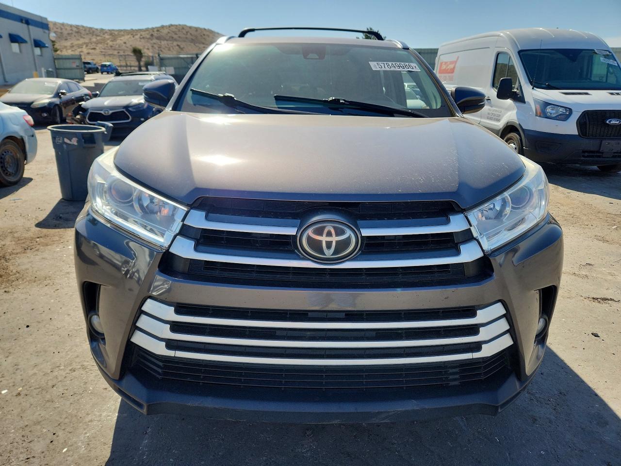 2017 TOYOTA HIGHLANDER