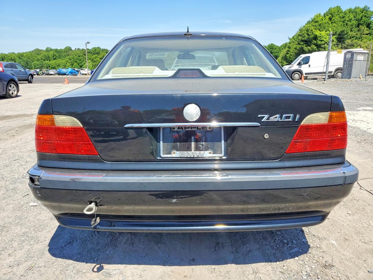 2000 BMW 7 series