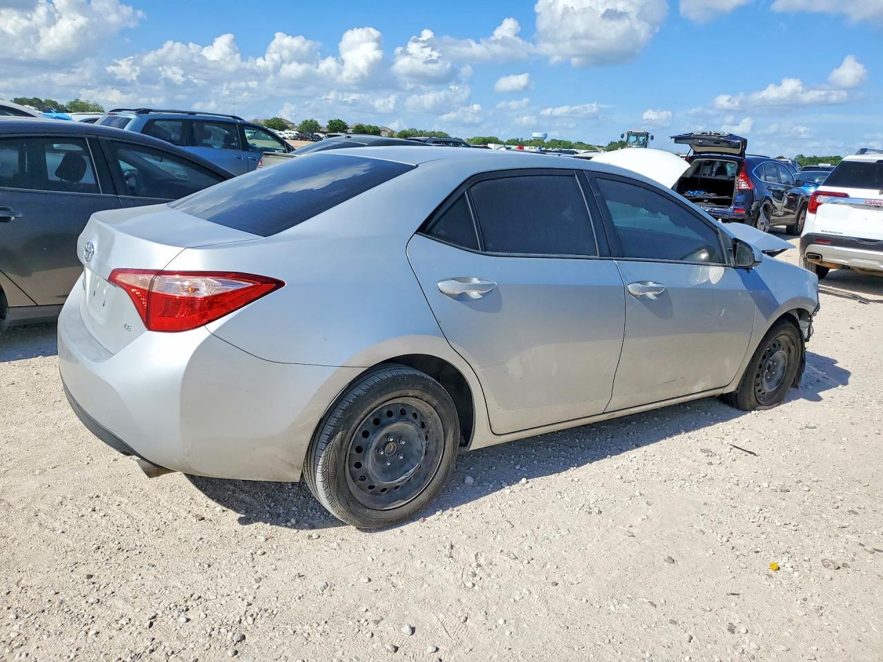 2018 TOYOTA COROLLA