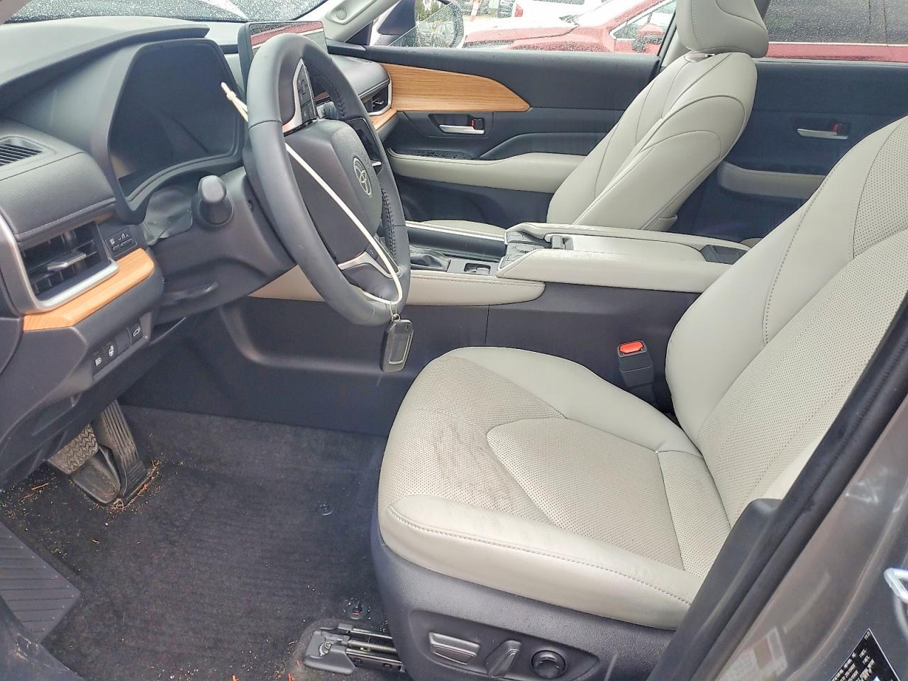 2026 TOYOTA HIGHLANDER