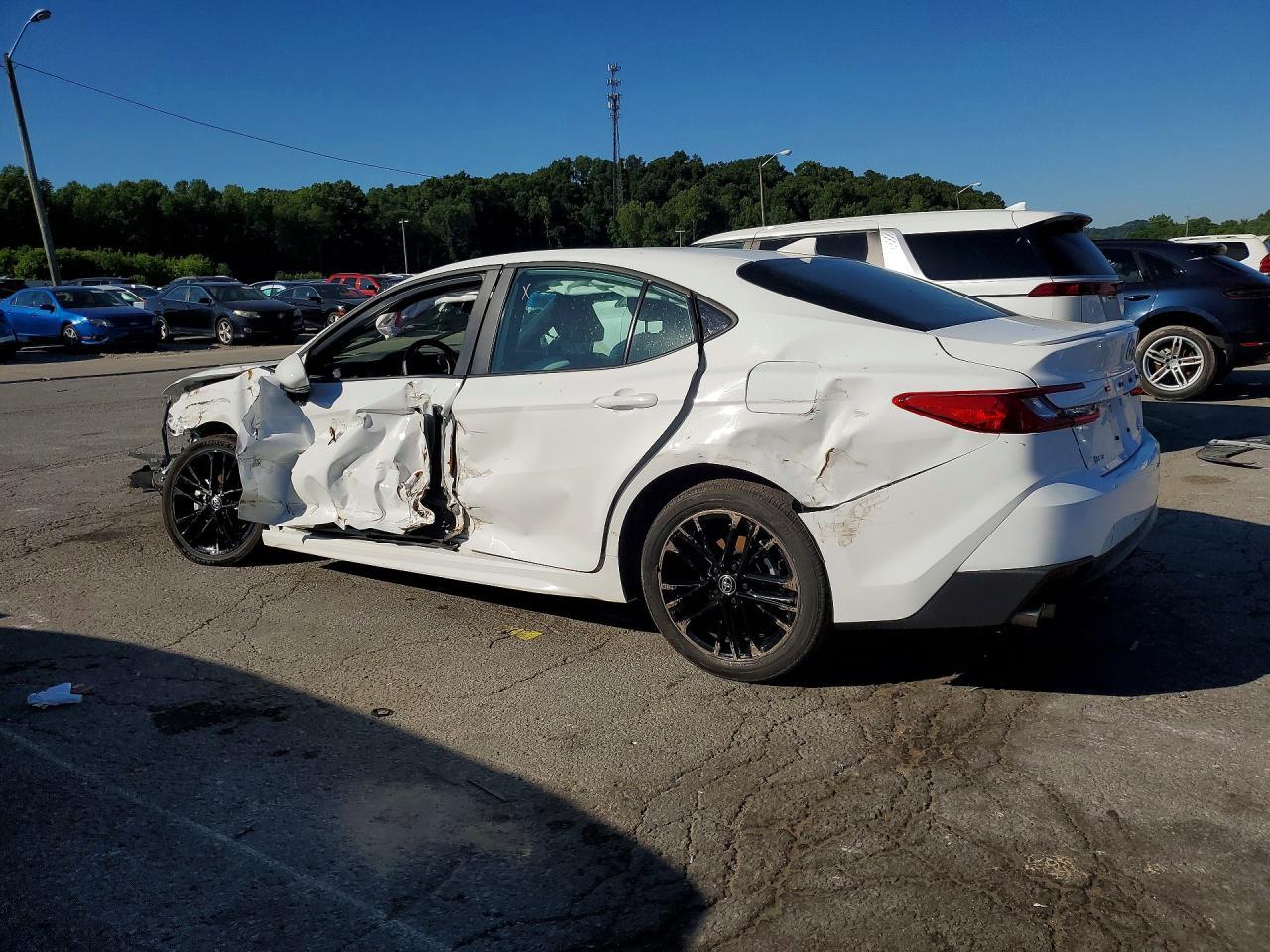2025 TOYOTA CAMRY