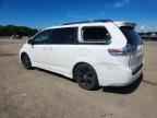 2011 TOYOTA SIENNA