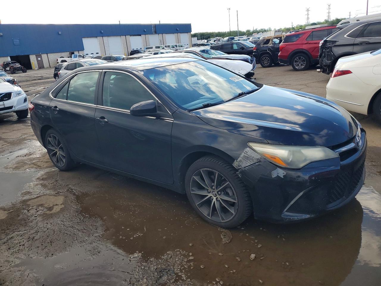2015 TOYOTA CAMRY