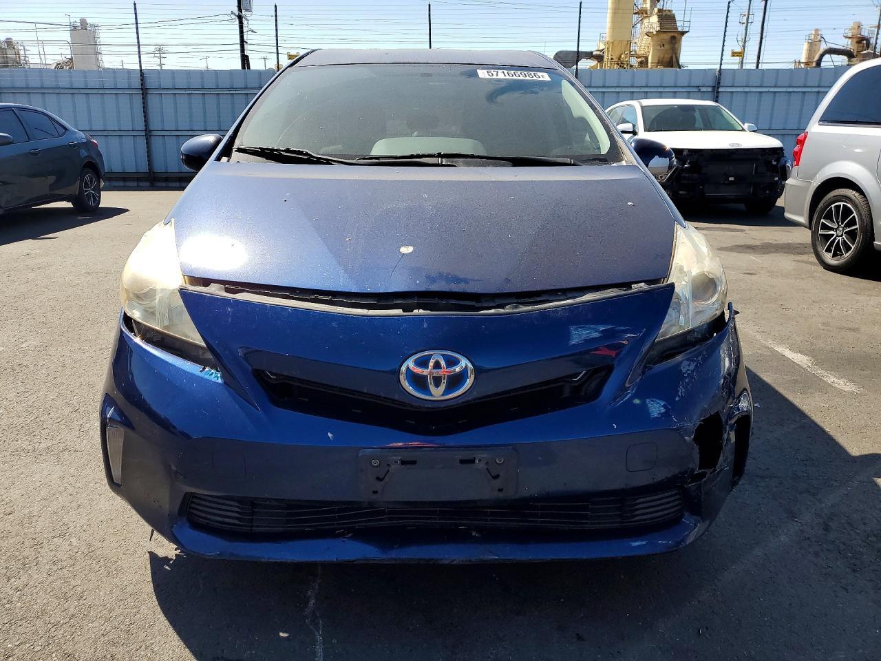 2012 TOYOTA PRIUS V