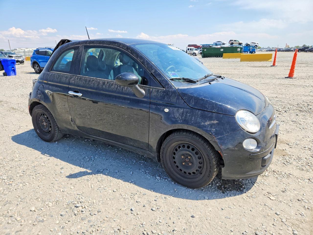 2015 FIAT 500
