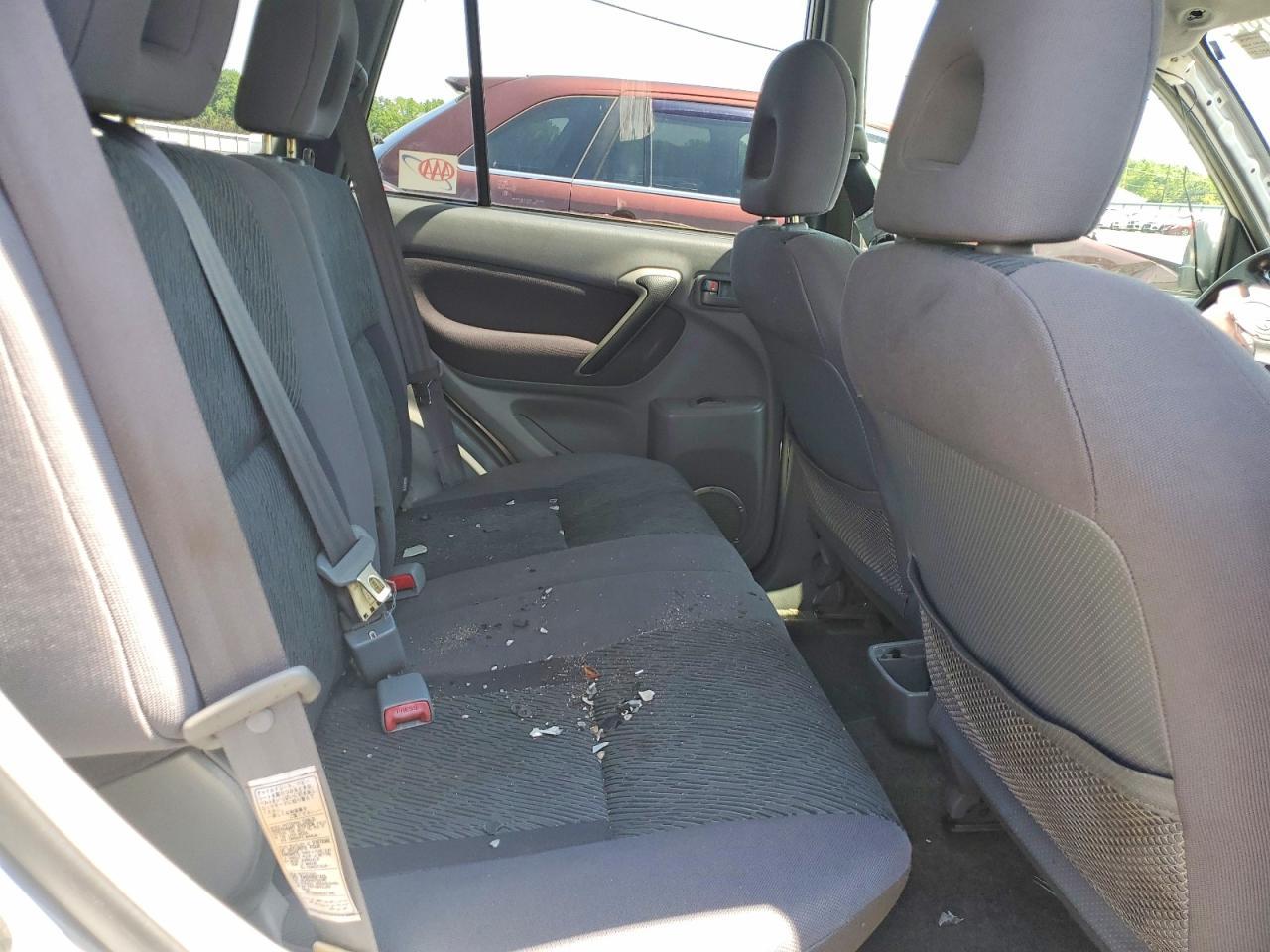 2003 TOYOTA RAV4