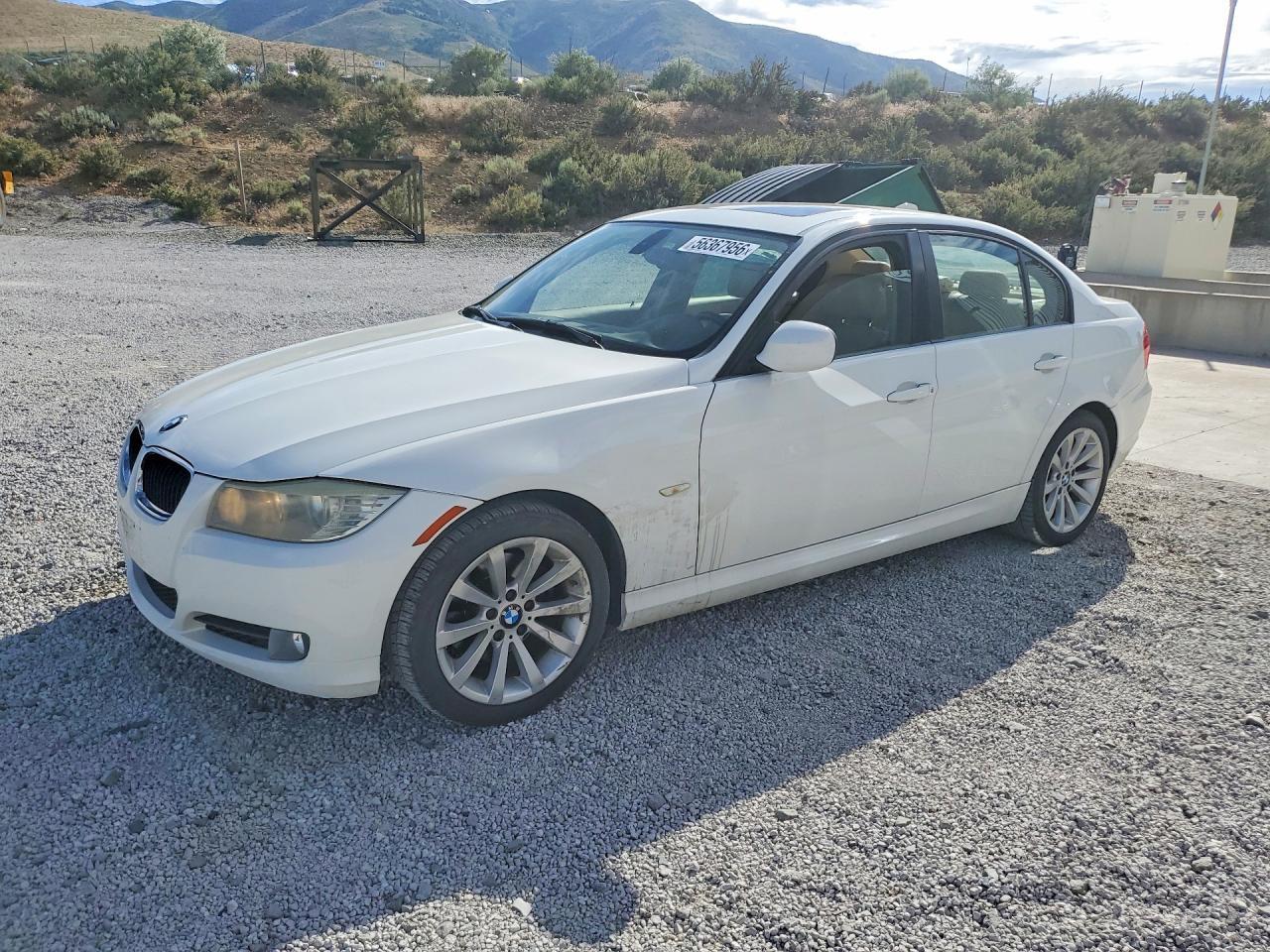 2011 BMW 3 SERIES