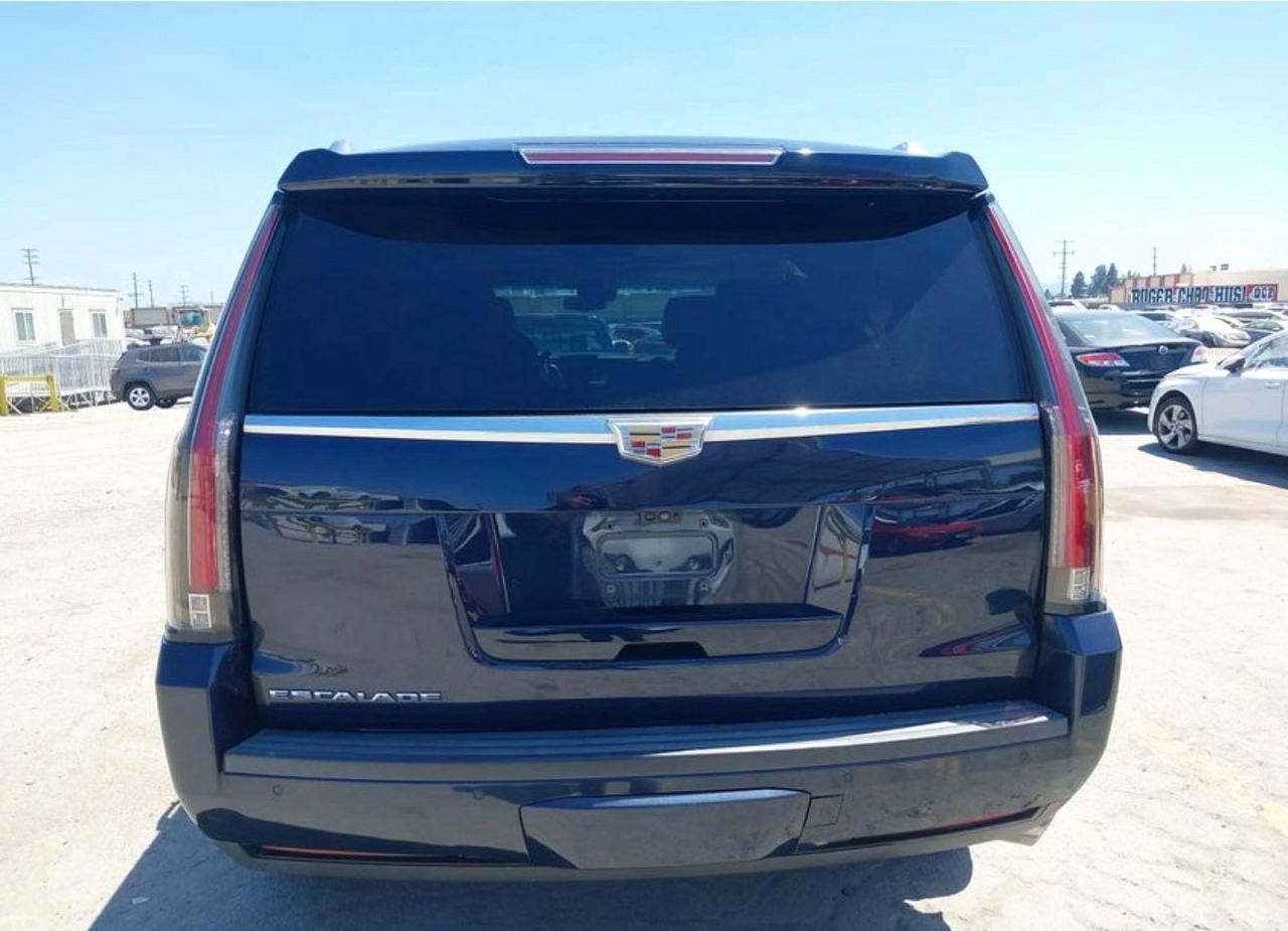 2019 CADILLAC ESCALADE