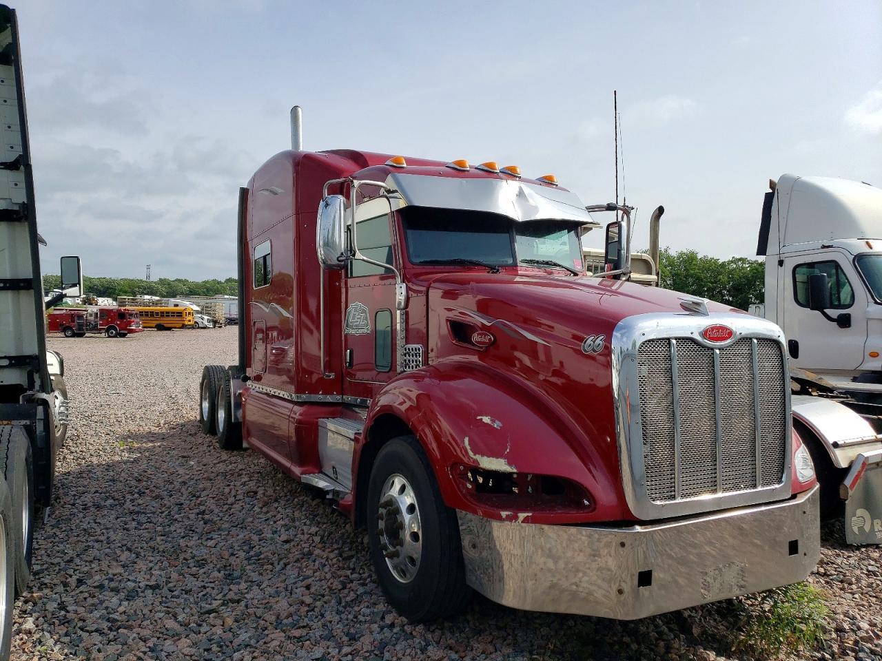 2014 PETERBILT 386
