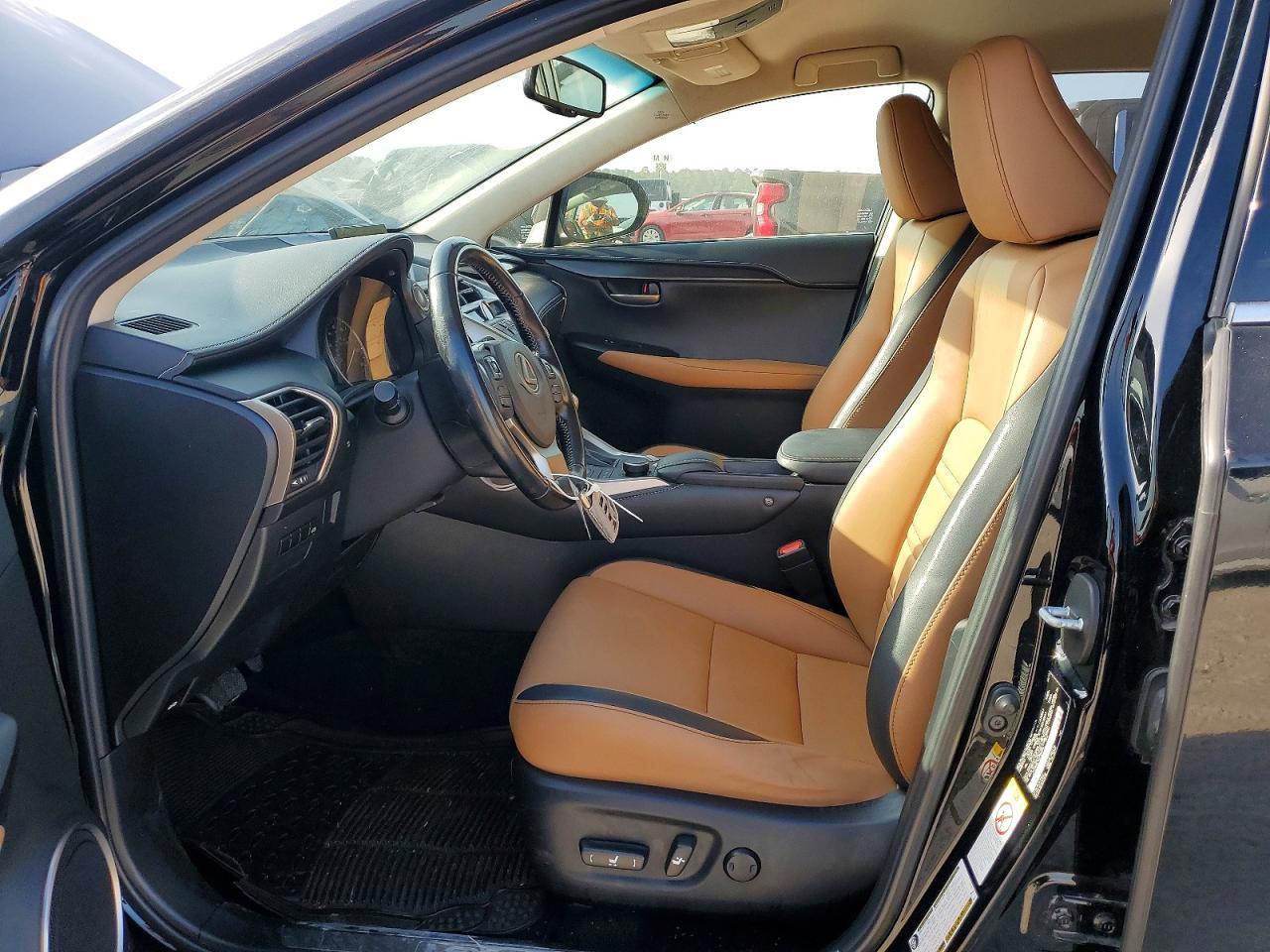 2016 LEXUS NX 200T