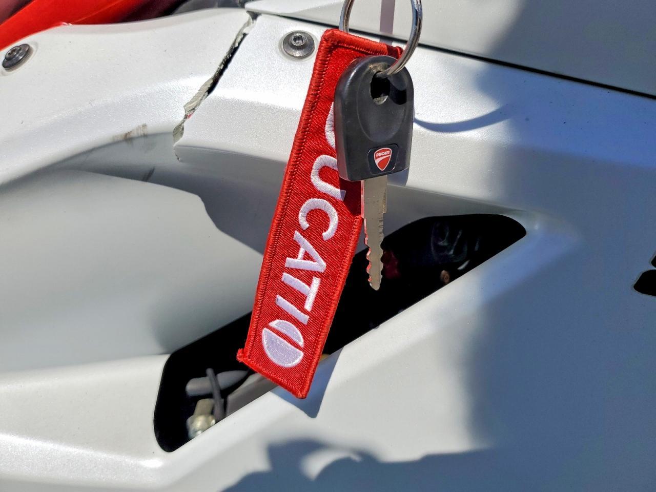 2012 DUCATI SUPERBIKE
