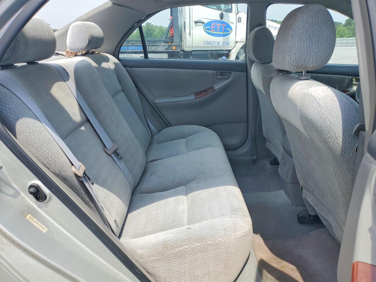 2004 TOYOTA COROLLA