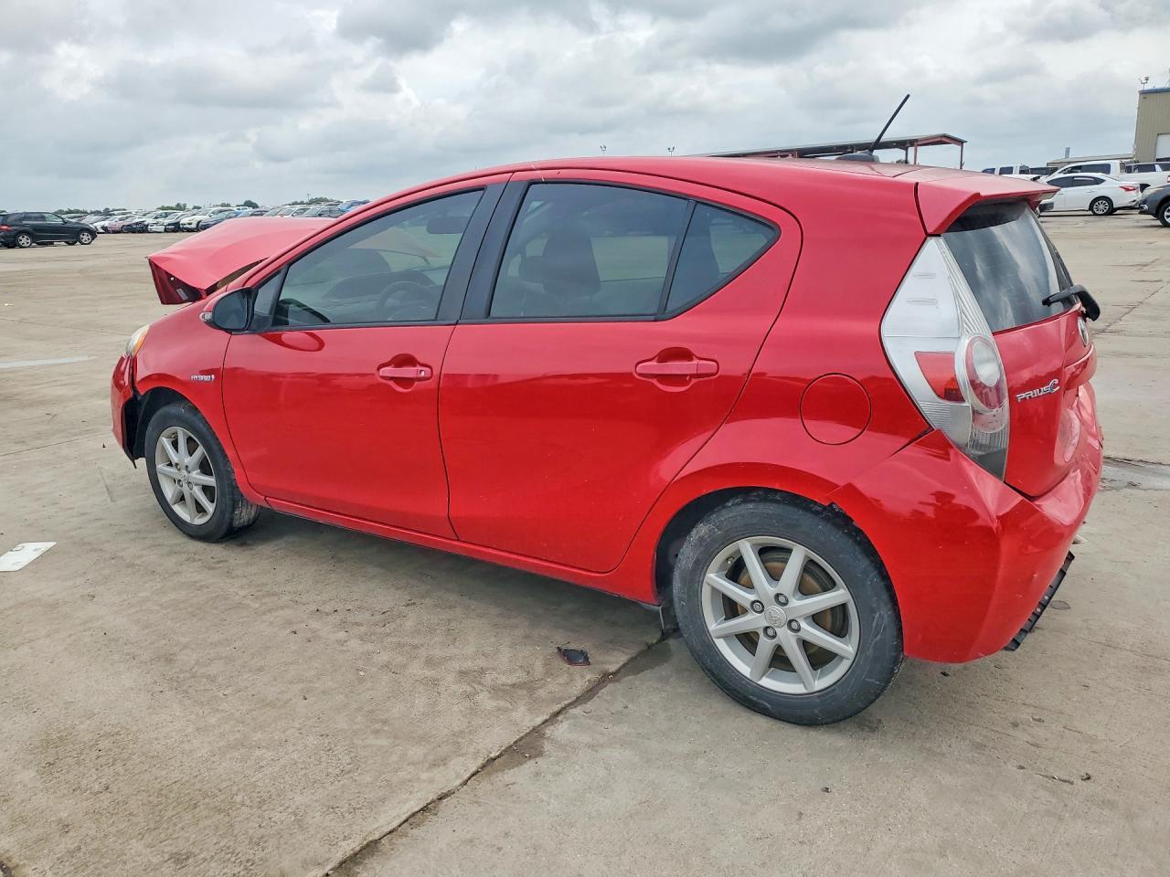 2014 TOYOTA Prius c