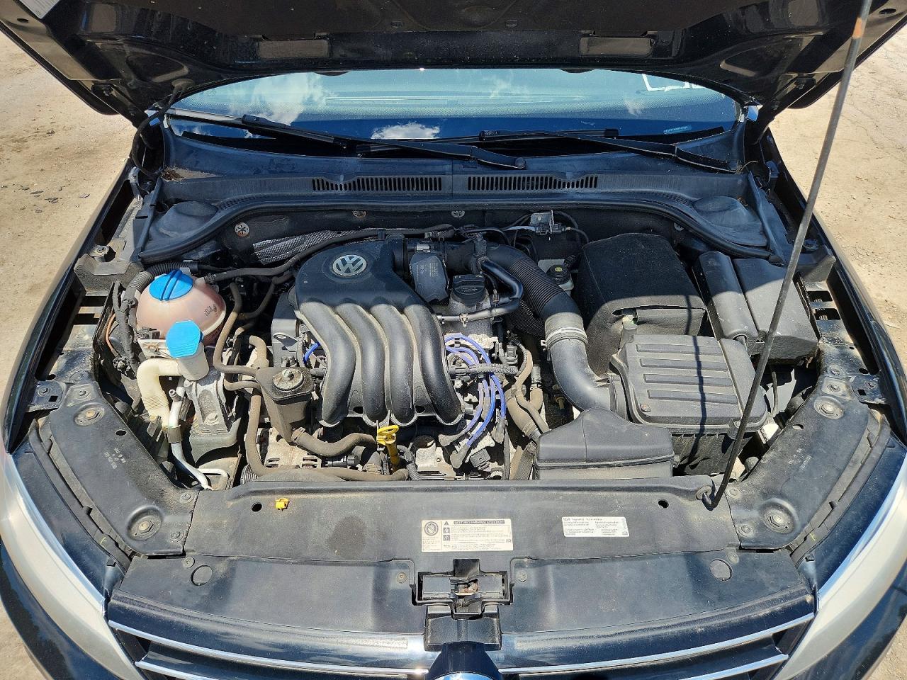 2015 VOLKSWAGEN JETTA